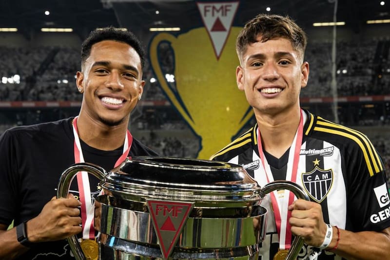 A pesar de no ser titular, Iván Román se consagró en el Campeonato Mineiro.