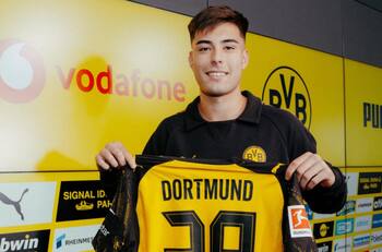 Almirón lo pidió para Colo Colo y hoy se convirtió en nuevo refuerzo del Borussia Dortmund