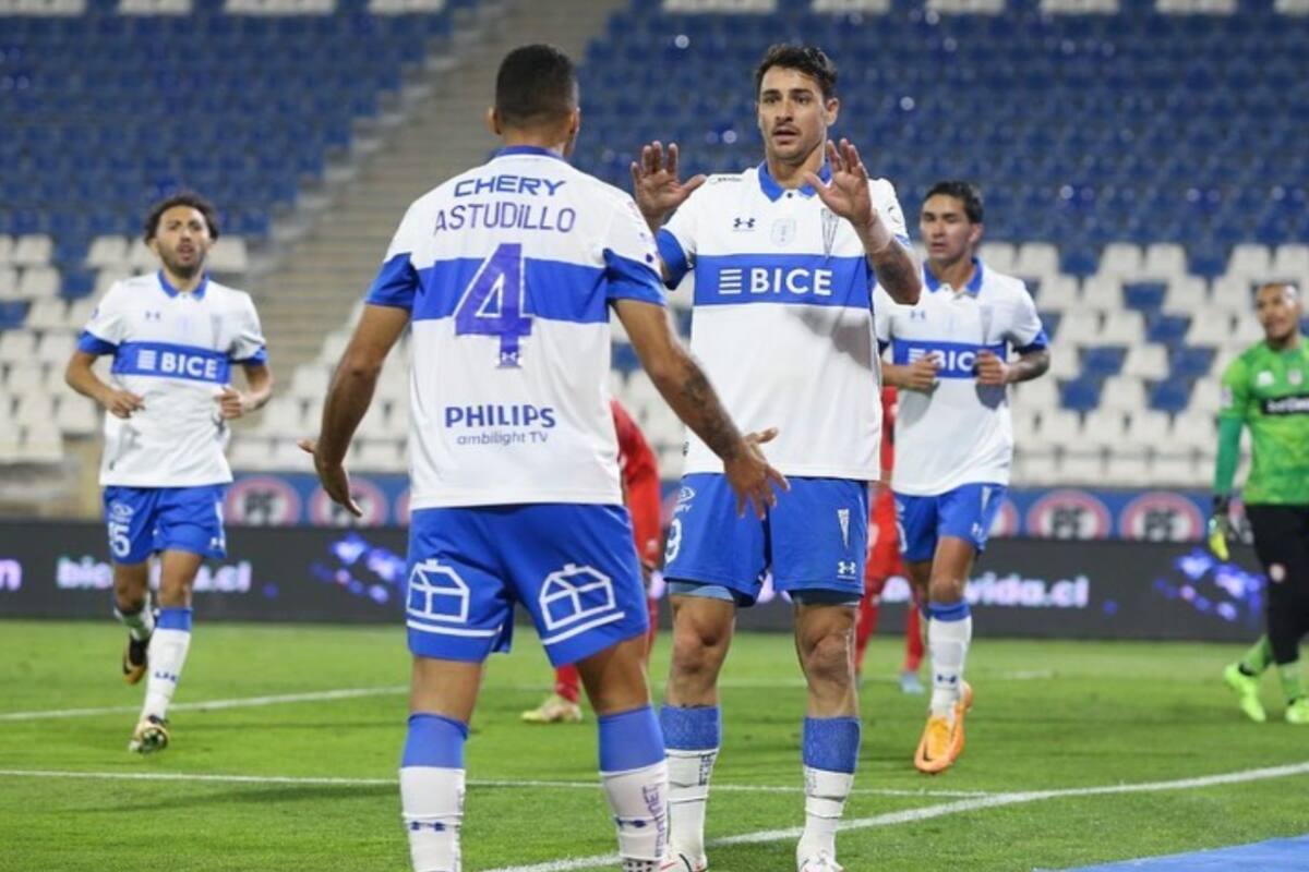 en Universidad Católica.