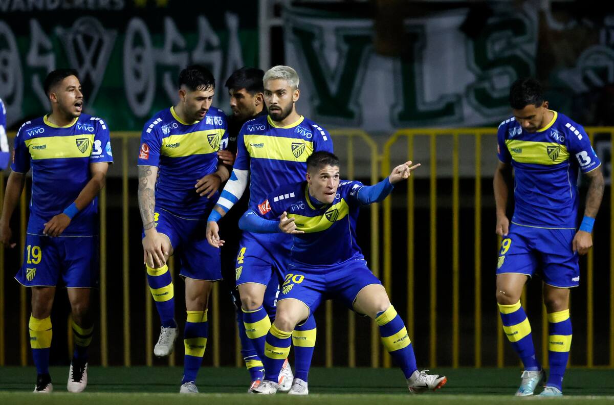 ¡Hecatombe en Primera B! Le quitan 45 puntos a Barnechea y cambia toda la tabla de posiciones