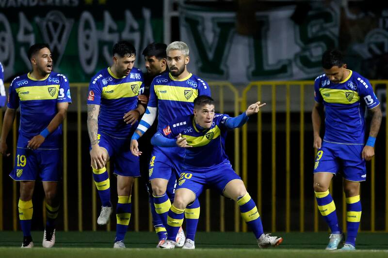 salta a la cancha en Primera B.