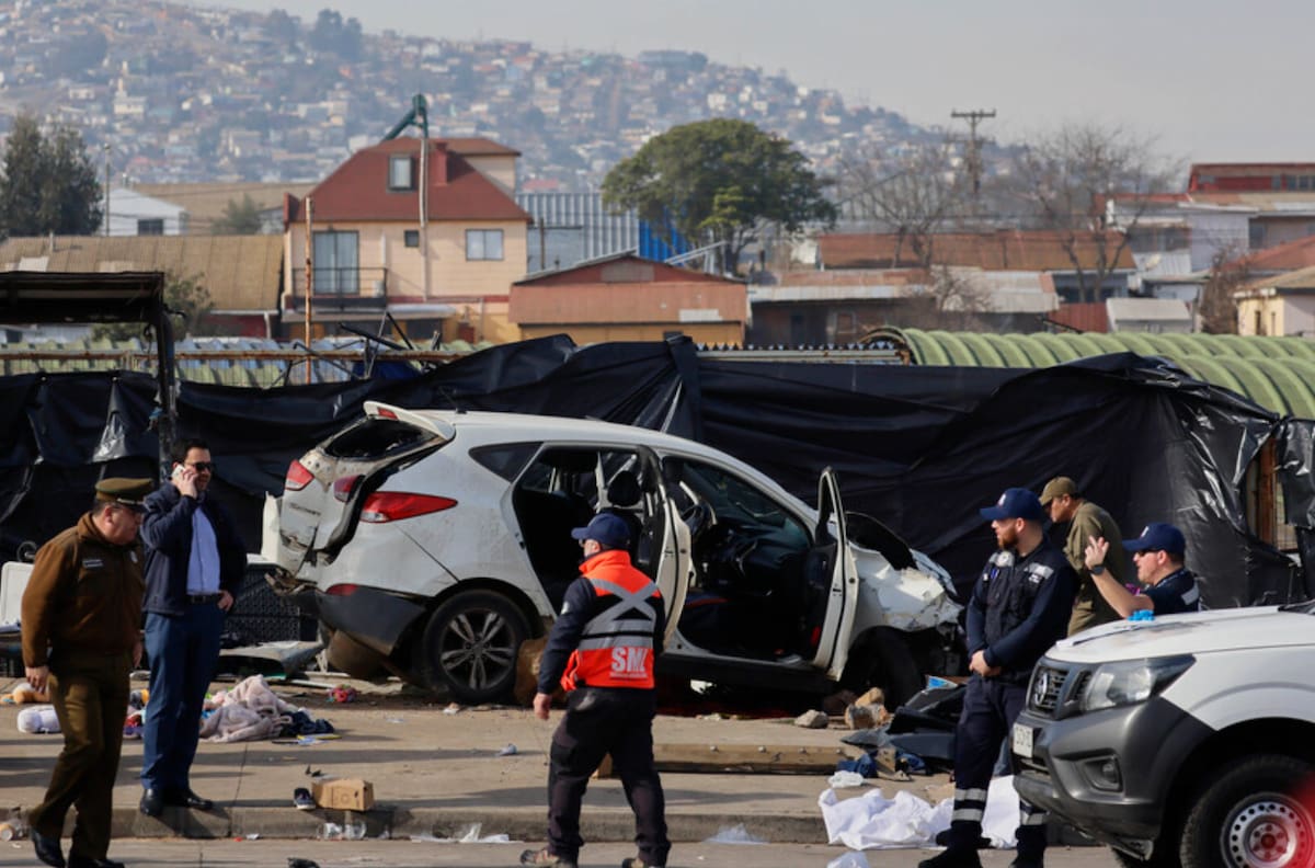 VIDEO | Así fue el impactante choque de un vehículo en feria de Viña del Mar: Conductor pertenece a la Armada