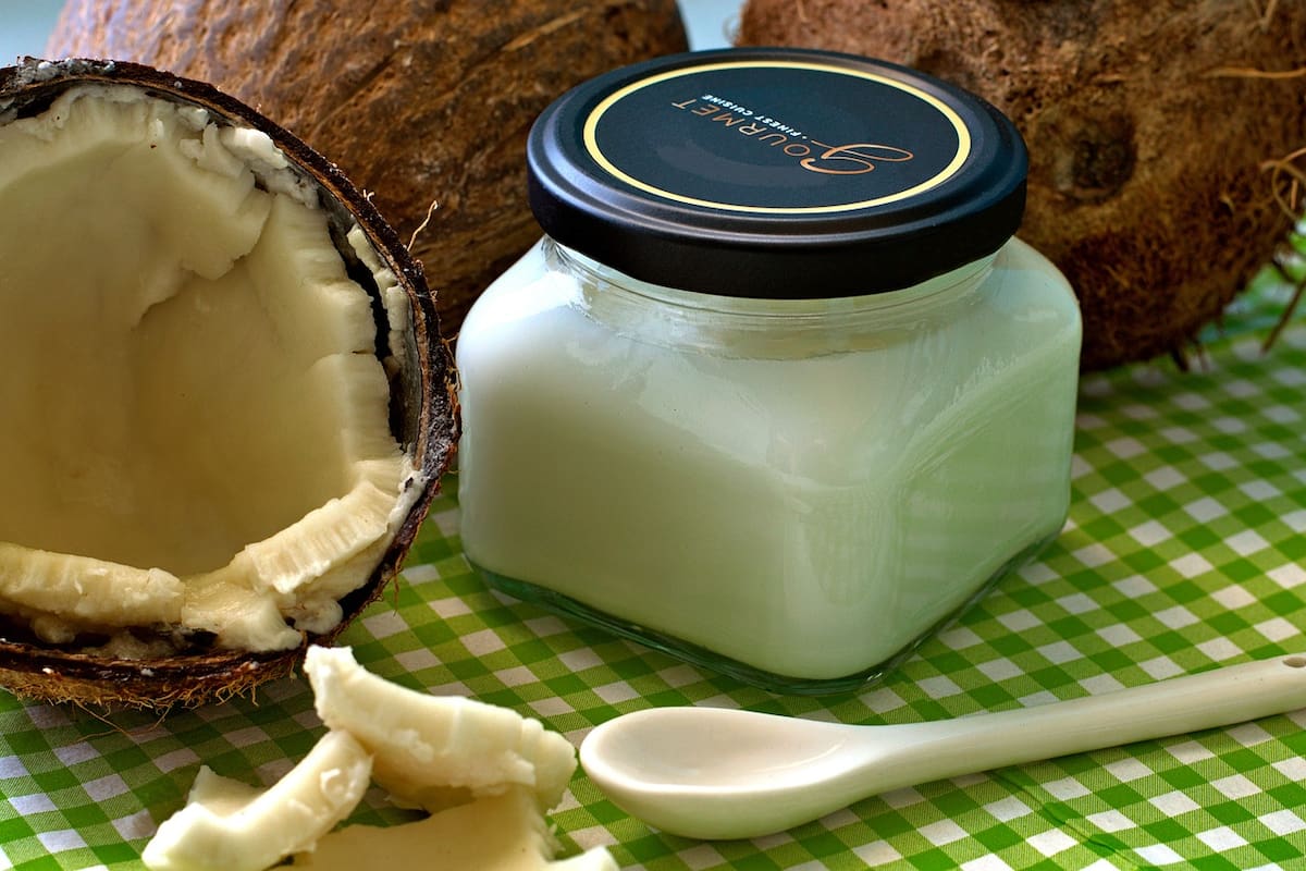 Son múltiples los beneficios del aceite de coco.