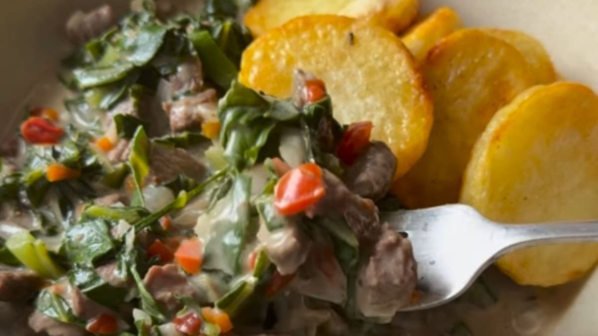 Receta de acelga a la crema con carne picada y papas doradas: perfecto para un almuerzo en días calurosos