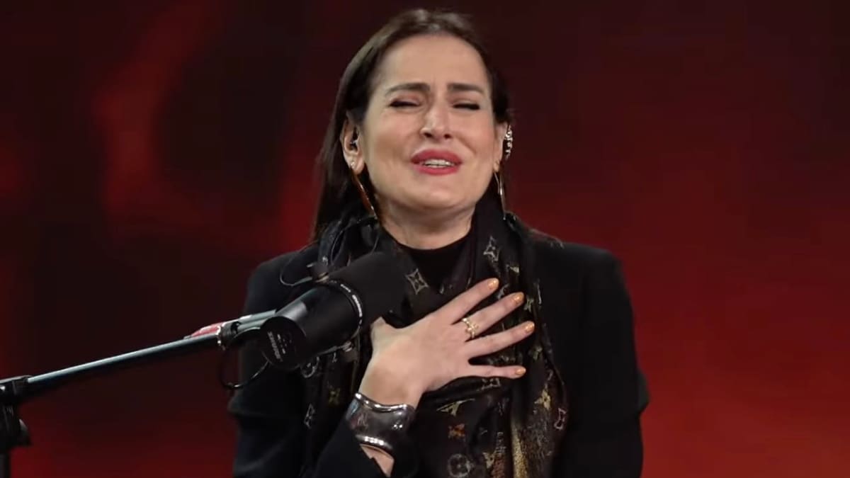 “Qué rico sería…”: Adriana Barrientos destapa los coquetos mensajes que le envió un conocido senador