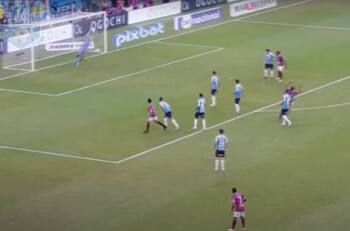 Estas son las mejores atajadas de Adriel, el nuevo portero de la UC que ilusiona a los hinchas