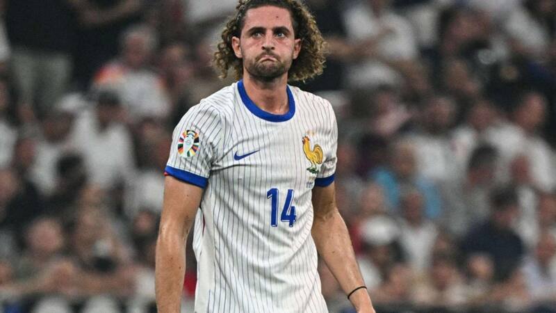 Adrien Rabiot es uno de los jugadores que están sin contrato.