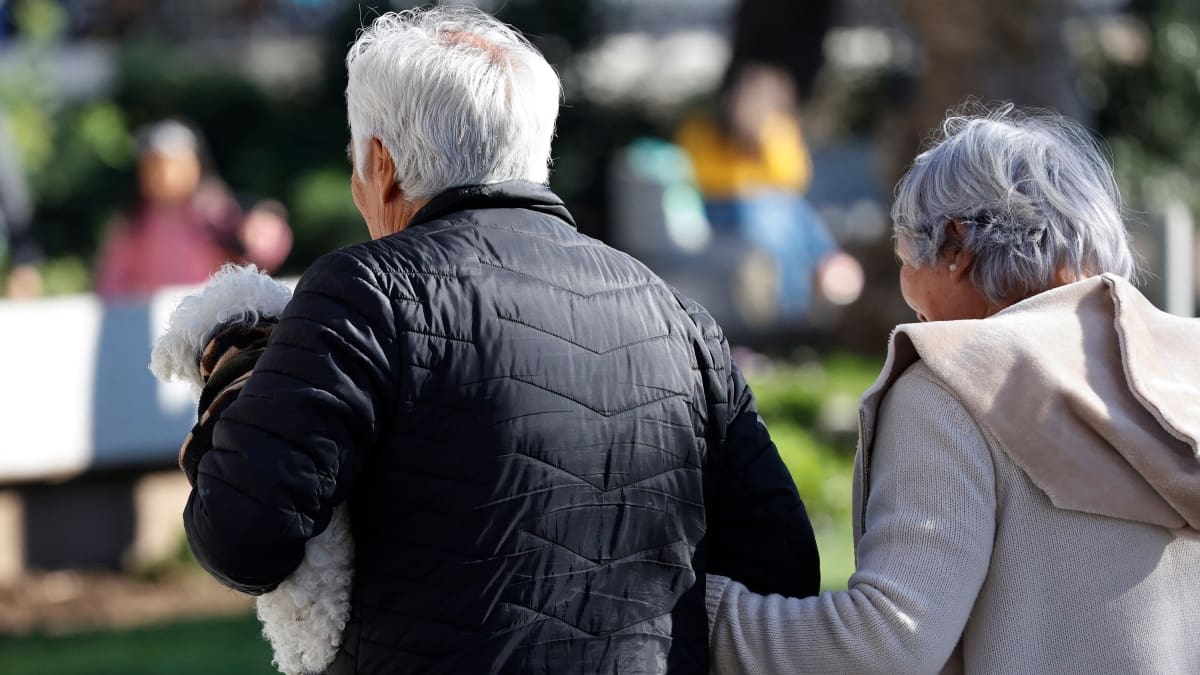 Esta es la medida que podría tomar el Registro Civil y beneficiaría a los adultos mayores con su carnet de identidad