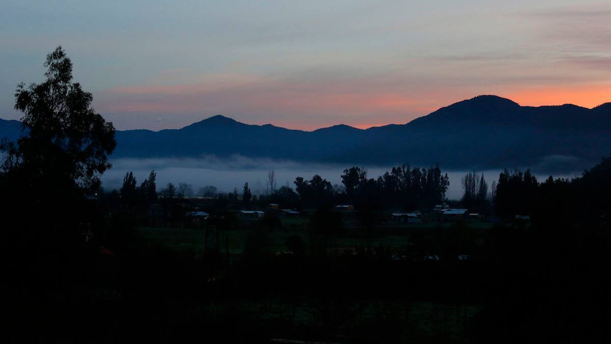 Meteorología emite advertencia por temperaturas bajo cero en tres regiones del país