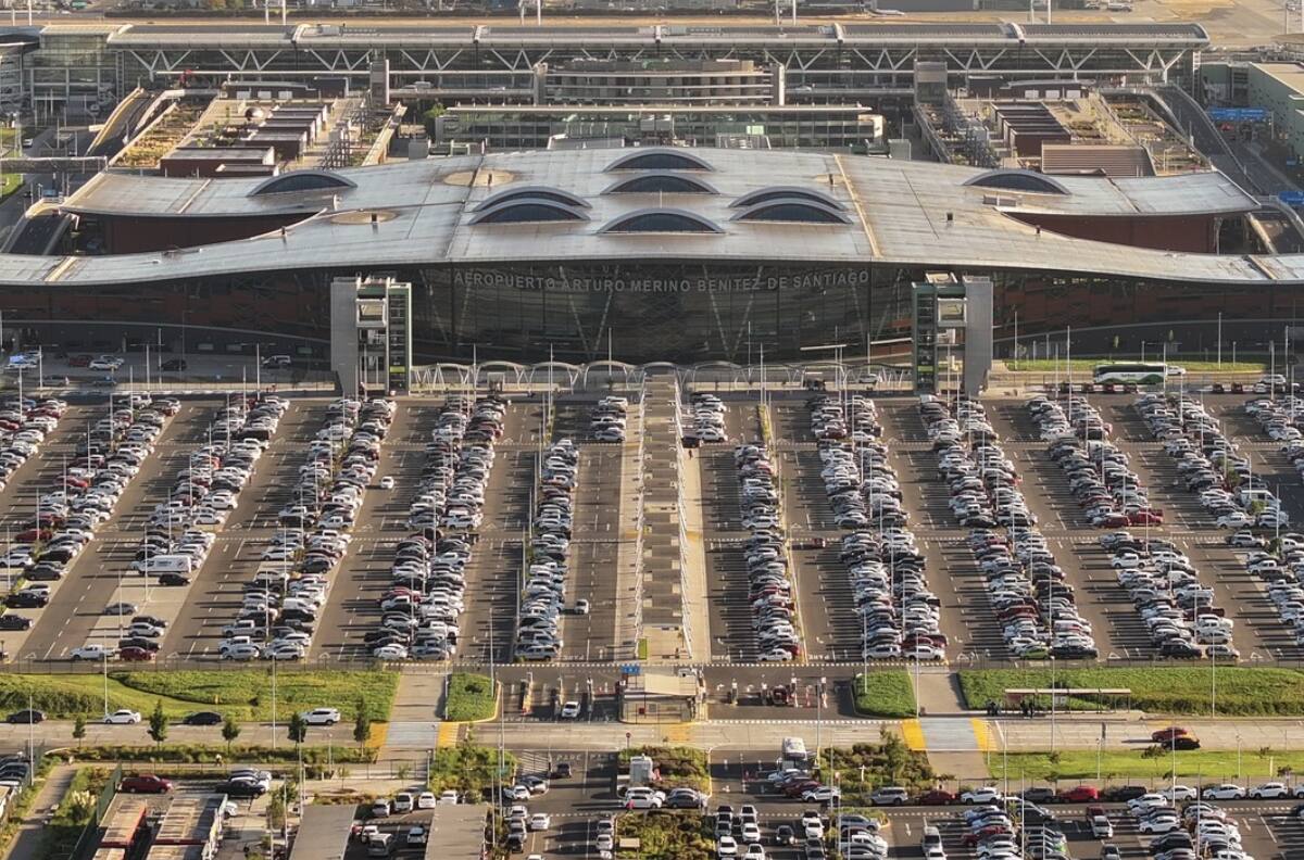 Cabify invertirá US$ 25 millones tras ganar licitación para ser transporte oficial al Aeropuerto de Santiago