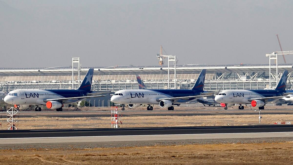 Gobierno anunciará innovadora ampliación del Aeropuerto de Santiago: estas serían las principales novedades