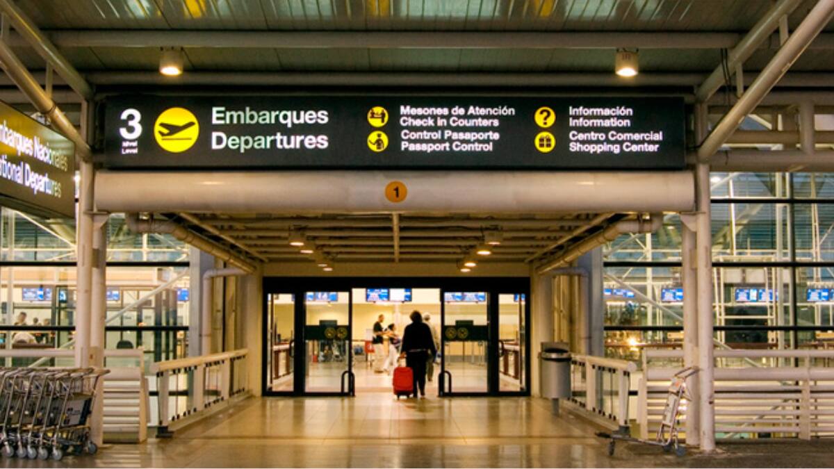 DOS reconocidos bancos del país ofrecen traslado GRATIS al Aeropuerto de Santiago: así puedes obtener el servicio