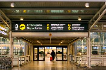 DOS reconocidos bancos del país ofrecen traslado GRATIS al Aeropuerto de Santiago: así puedes obtener el servicio