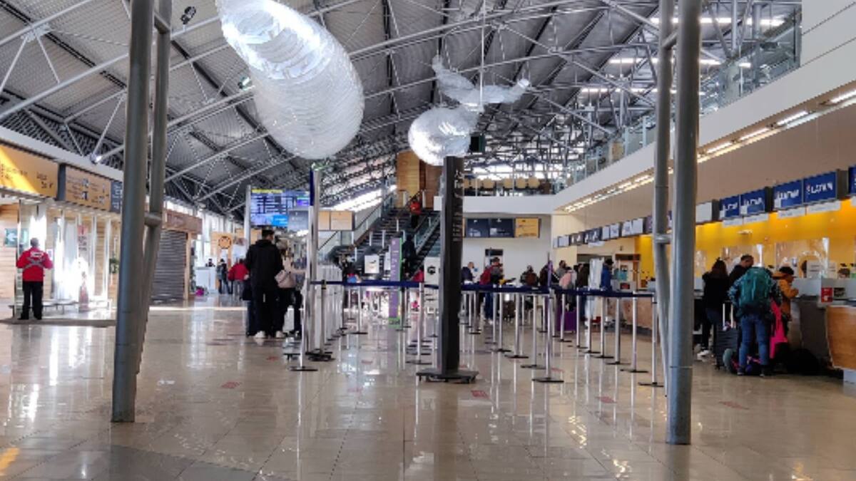 Millonaria ampliación de importante aeropuerto chileno: Se invertirán 162 millones de dólares