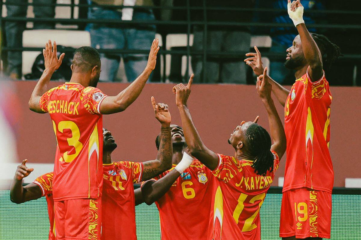 Jugadores de la República Deocrática del Congo festejan durante un partido de la Copa Africana de Naciones de Marruecos 2025.