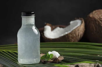 ¿Por qué beber agua de coco es saludable?