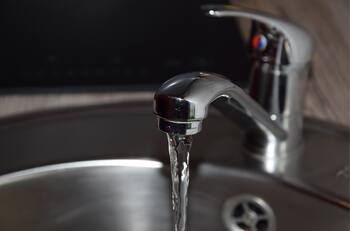 Si cumples estos requisitos el Estado de Chile pagará tu cuenta de agua por tres años