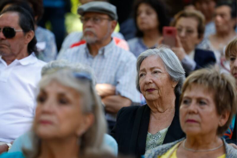 Si eres adulto mayor, revisa las condiciones para recibir este dinero del IPS.