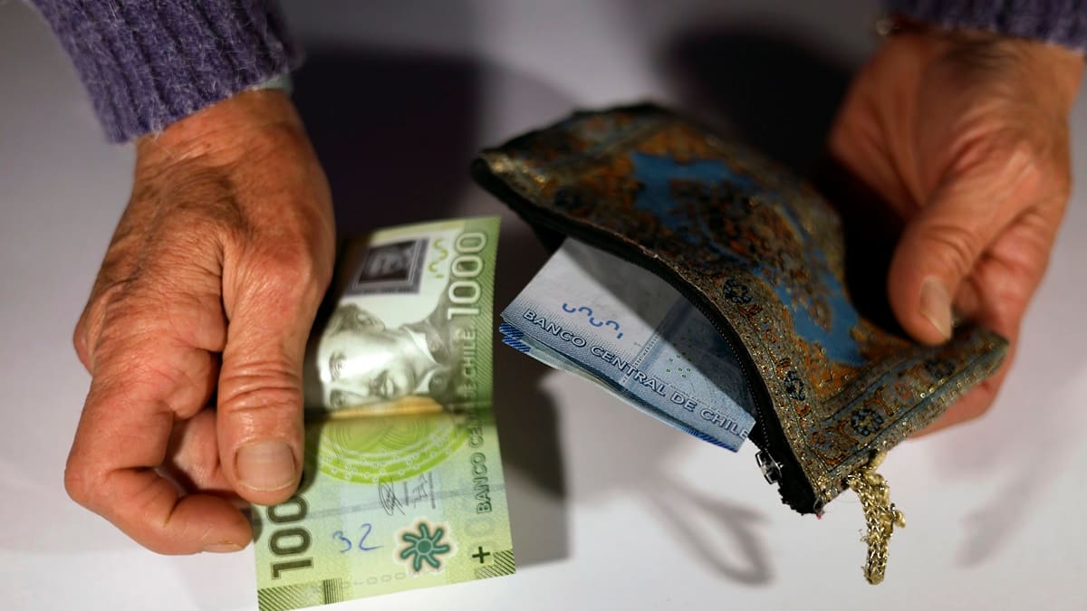 Comienza el pago del Aguinaldo de Navidad para pensionados: Consulta con tu RUT cuándo recibirás tus $29.000