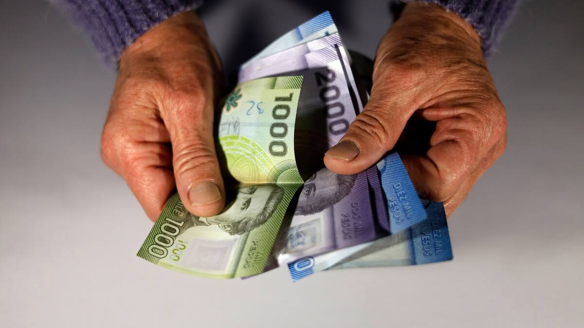 Consulta con tu RUT si recibirás $24.000 del Aguinaldo de Fiestas Patrias para pensionados