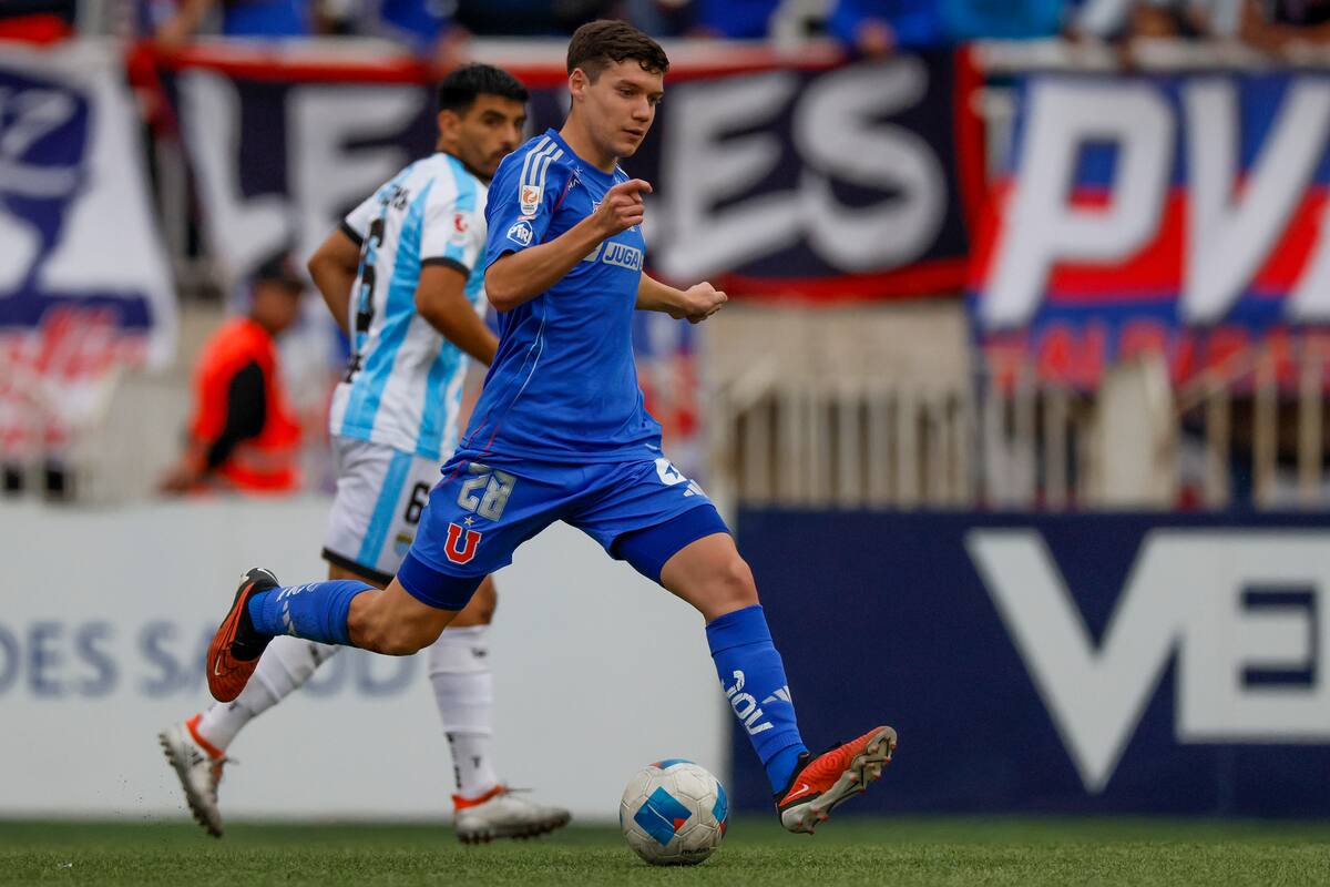 El juvenil recibió elogios de Israel Poblete. Foto: Agencia Aton