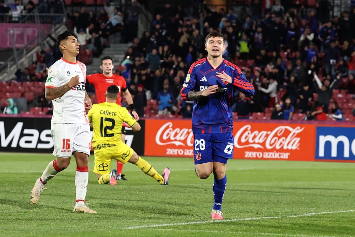 Marcó uno de los goles de la U. Foto: Aton.