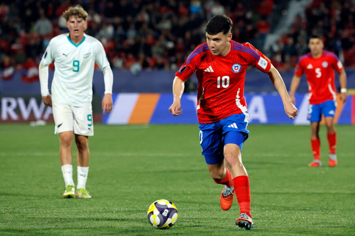 Brilló en el debut de Chile en el Mundial. Foto: Aton.