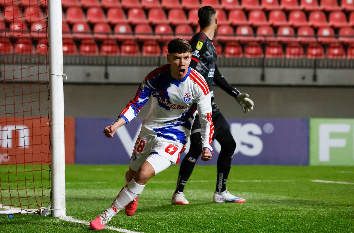 VIDEO | Con aura de goleador: Agustín Arce pone rápidamente en ventaja a la U sobre La Calera