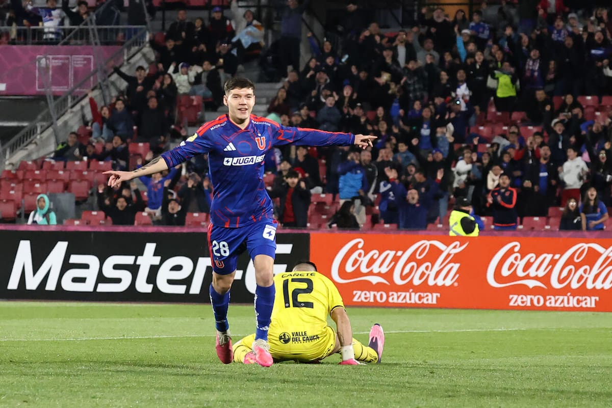 Autor de uno de los goles de la U. Foto: Aton.