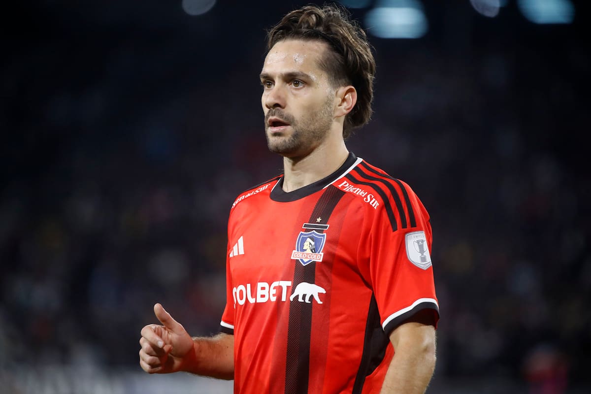El futbolista dejó Colo Colo, volvió a Vélez Sarsfield y hoy es figura en Argentina.