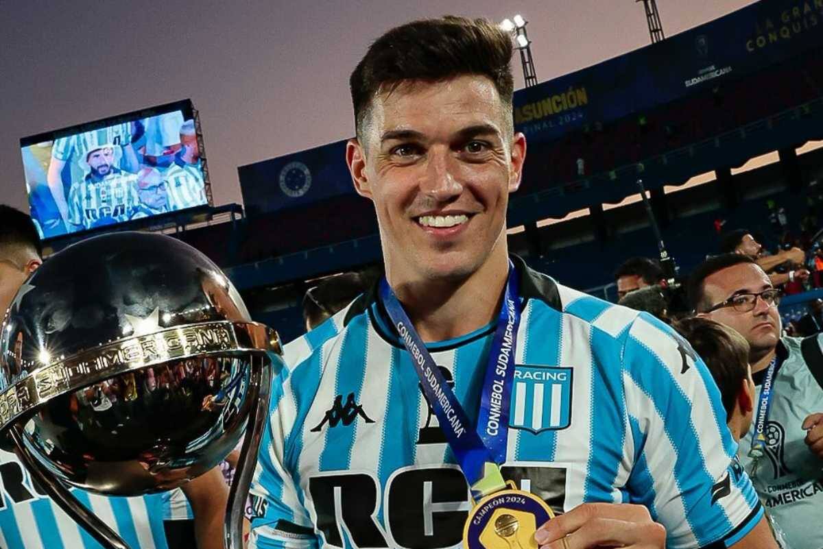 Desde Argentina aseguran que la UC envió una oferta por el defensa. Foto: @agugbasso en Instagram