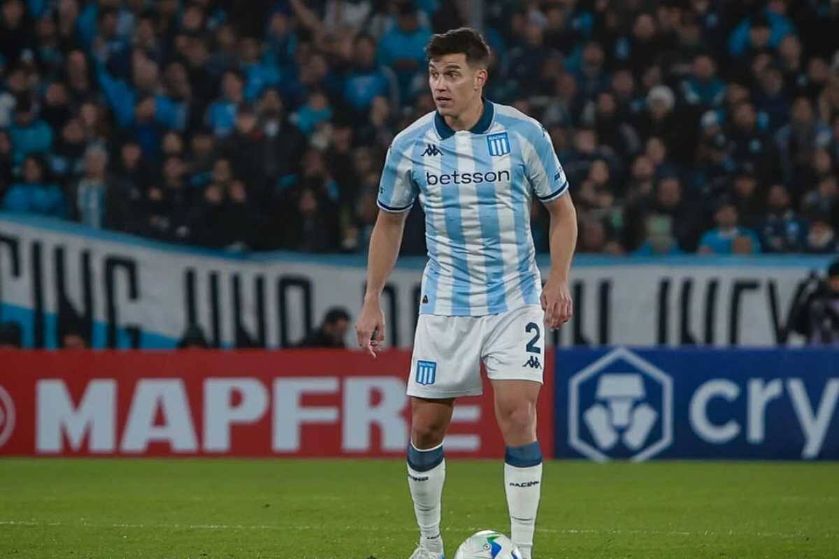 El defensa por el que habría ofertado la UC. Foto: @agugbasso en Instagram