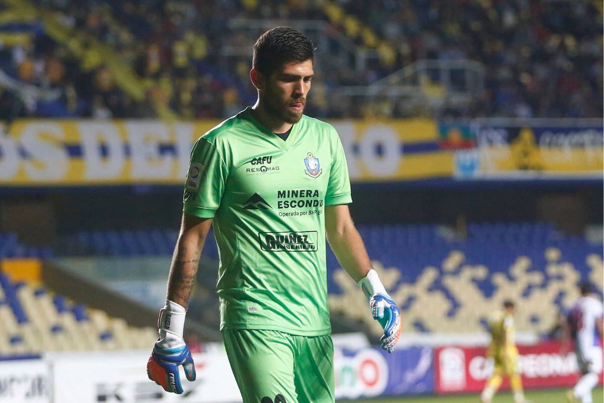 El arquero de Flamengo en su época de jugador de Deportes Antofagasta. Foto: Agencia Aton.
