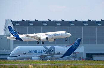 Gigantesca productora mundial de aeronaves apuesta con todo por Chile: aspiran a tener 800 aviones en el país