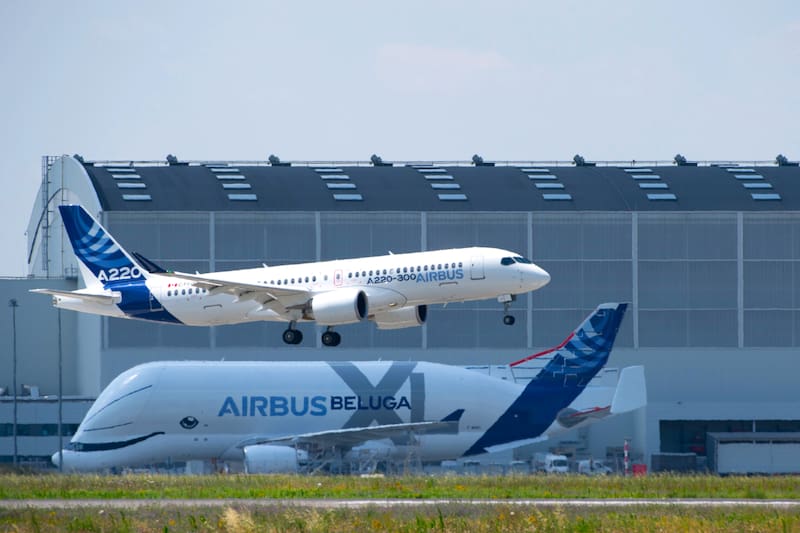 Busca tener 800 aviones para 2043.