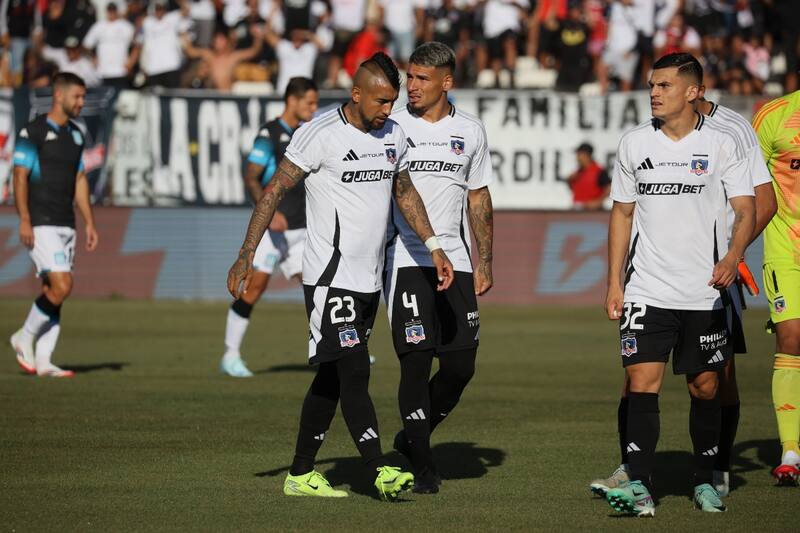 en el amistoso de Colo Colo ante Racing. Foto: Aton.