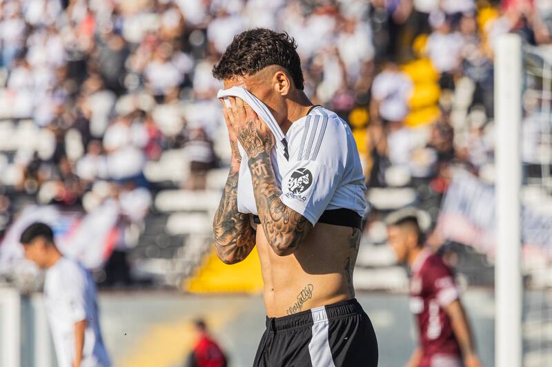 Alan Saldivia en el partido de Colo Colo frente a Deportes La Serena por la Liga de Primera 2025. Foto: Felipe Escobedo