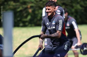 ¿Quién dirigirá la pretemporada en Colo Colo si Blanco y Negro no contrata al nuevo entrenador?