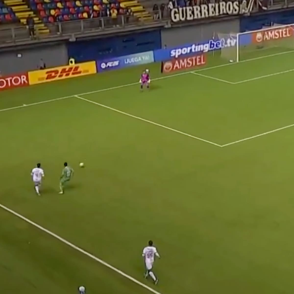 VIDEO | ¡Grosero error! Alan Saldivia volvió a Chile con autogol incluido contra Audax Italiano