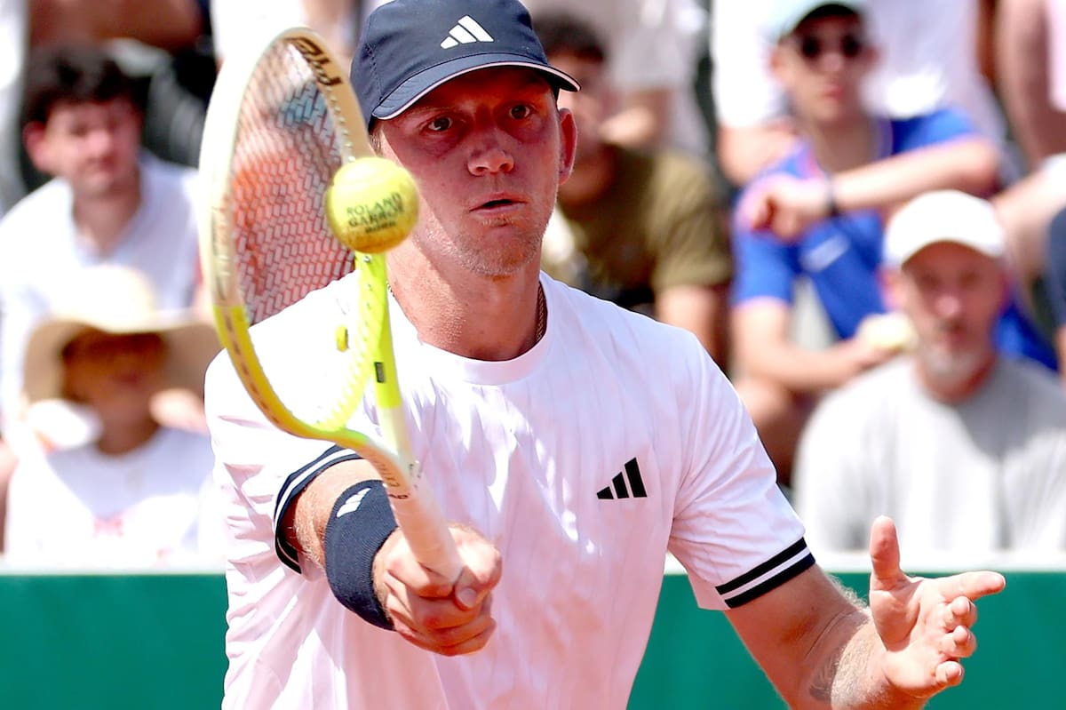 Acusó abandono de su coach en Roland Garros. EFE