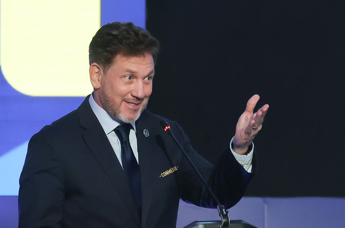 Te pillaron, compadre: millonaria denuncia contra Alejandro Domínguez por quedarse con platas del FIFAGate