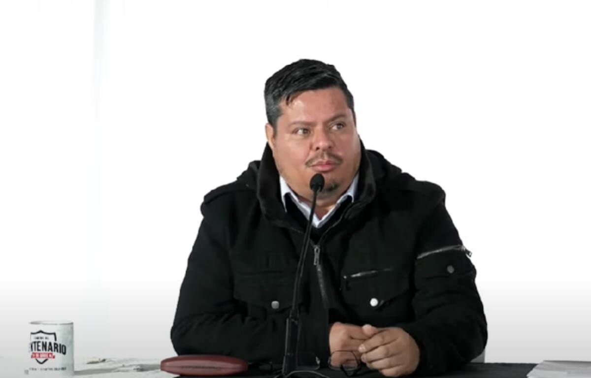 Alejandro Droguett en la asamblea del CSD Colo Colo