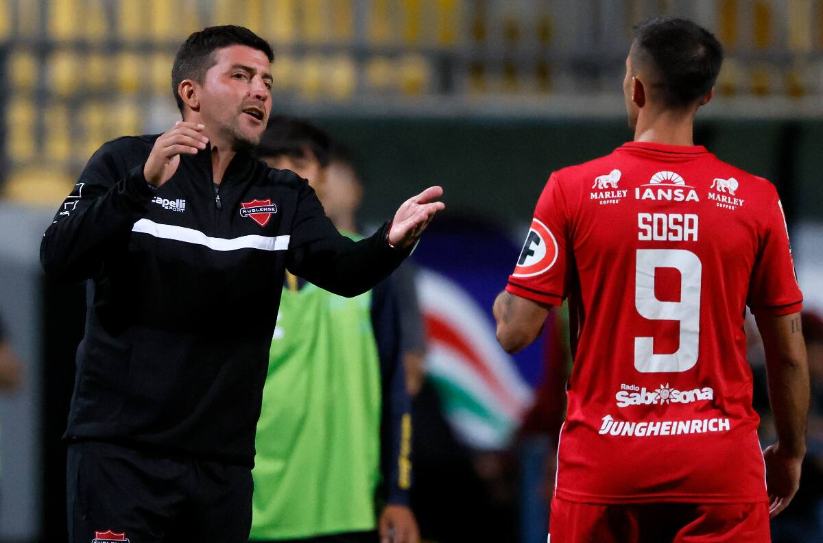 ¿Y qué pasó con Nico Núñez? Técnico interino de Ñublense se ilusiona con seguir en el primer equipo