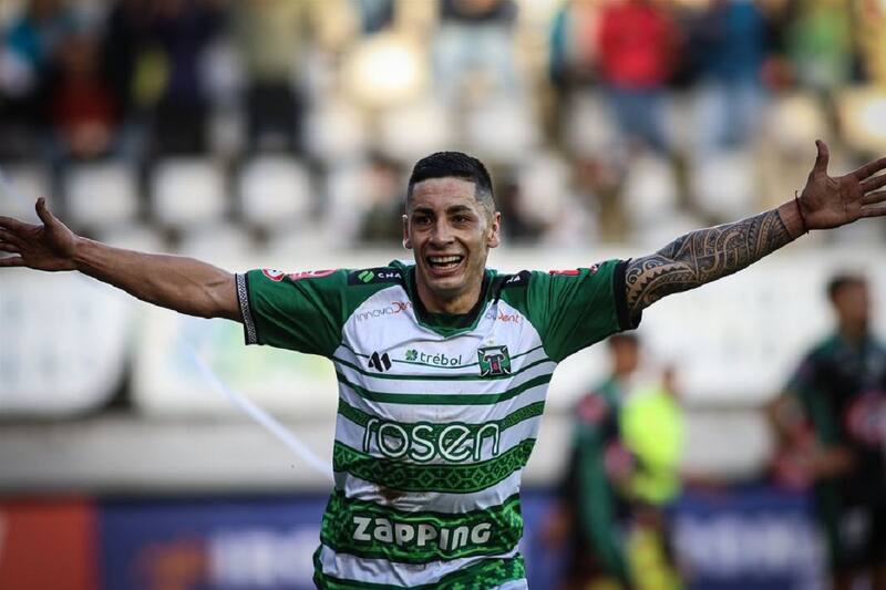 El mediocampista de Deportes Temuco mostró su ilusión con luchar por el título de la Primera B.
Créditos: IG Alejandro Márquez