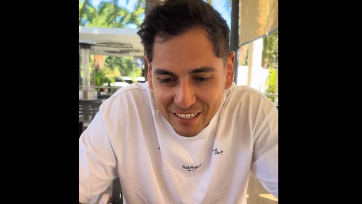 Alejandro Tabilo sorprendió a un fanático y le cumplió el sueño de su vida: “Ojalá algún día conocerte”
