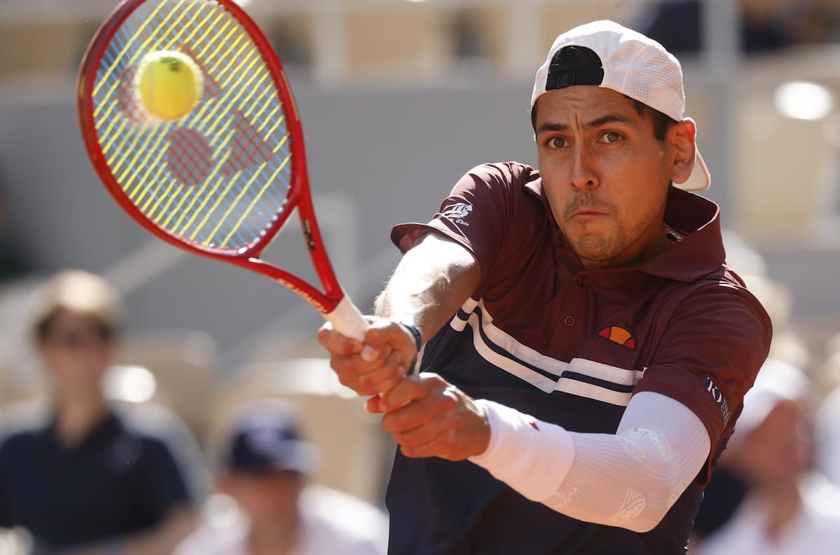 No aprovechó sus oportunidades: Tabilo pierde con Auger-Aliassime y queda fuera de Roland Garros