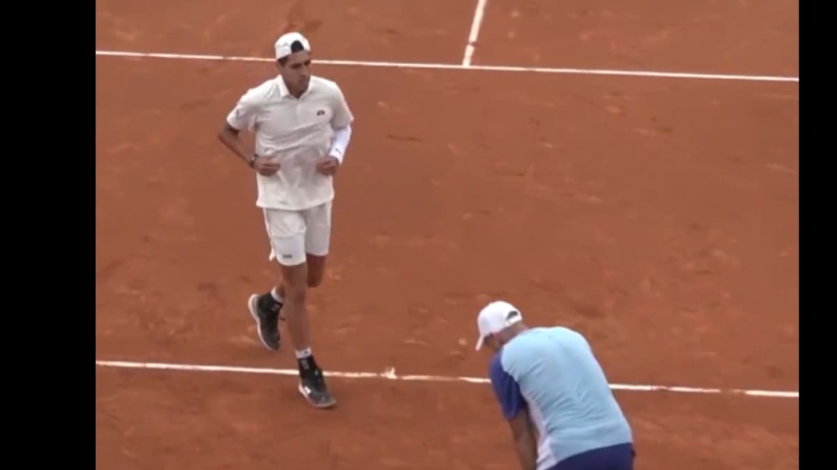 VIDEO | Alejandro Tabilo derrotó a Dusan Lajovic y su inesperado gesto al final del partido sacó aplausos