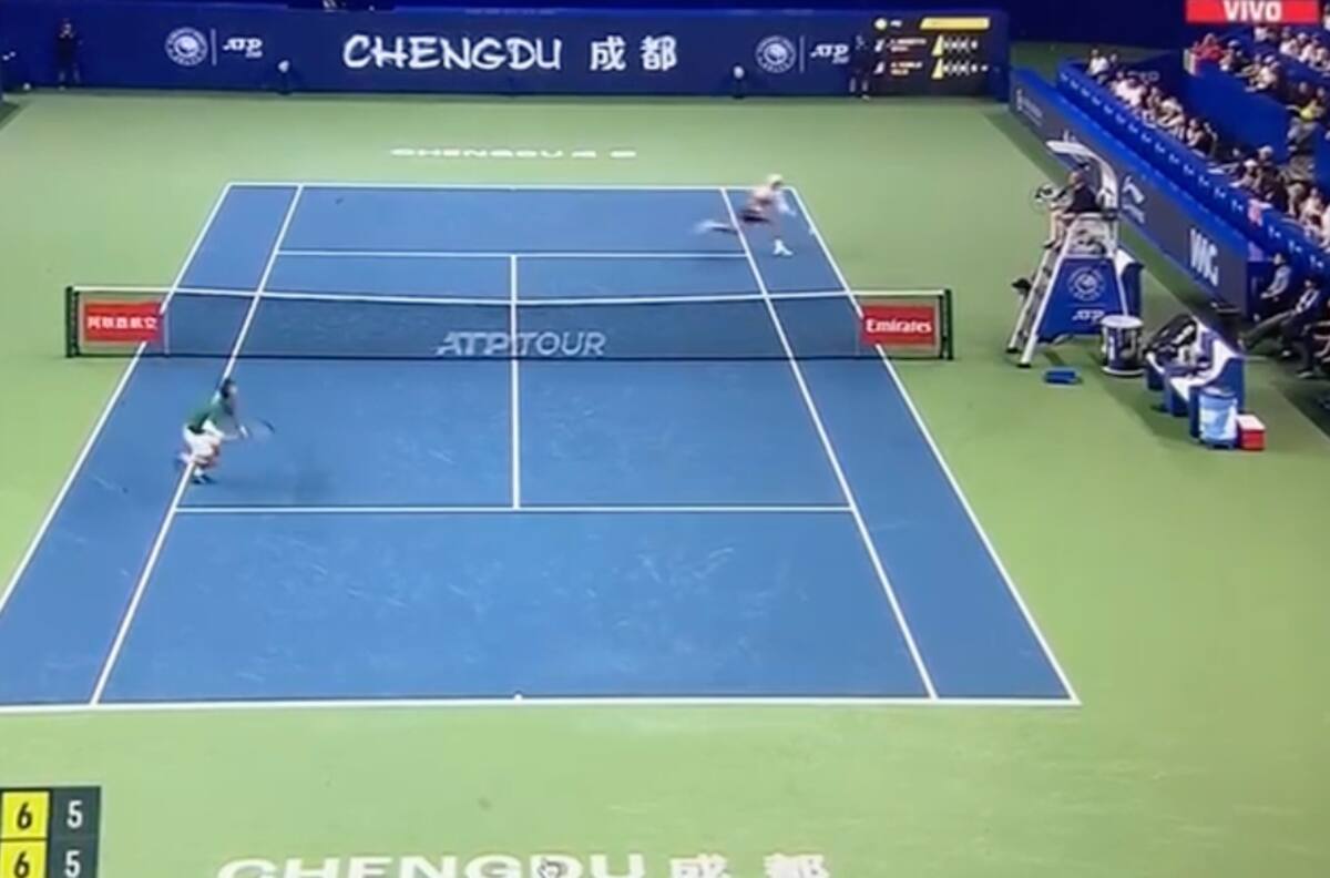 VIDEO | Valió un título: el fenomenal punto de Tabilo en la final de Chengdu ante Musetti