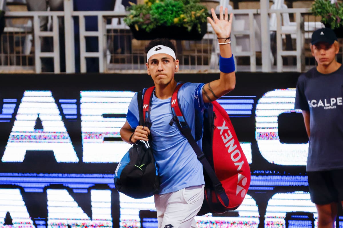 Alejandro Tabilo va por el paso a la tercera ronda del Masters 1000 de Indian Wells.