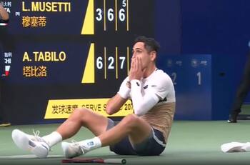 VIDEO | ¡Maratónico! El match point que le dio a Alejandro Tabilo el título del ATP de Chengdu